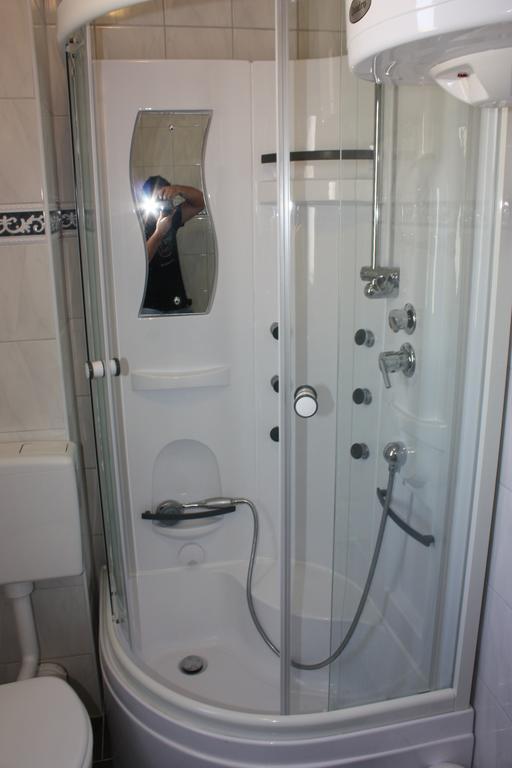 פג Apartments Ljubic מראה חיצוני תמונה