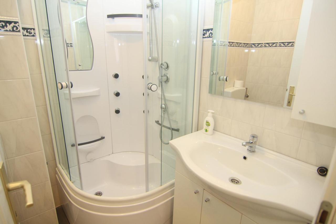 פג Apartments Ljubic מראה חיצוני תמונה