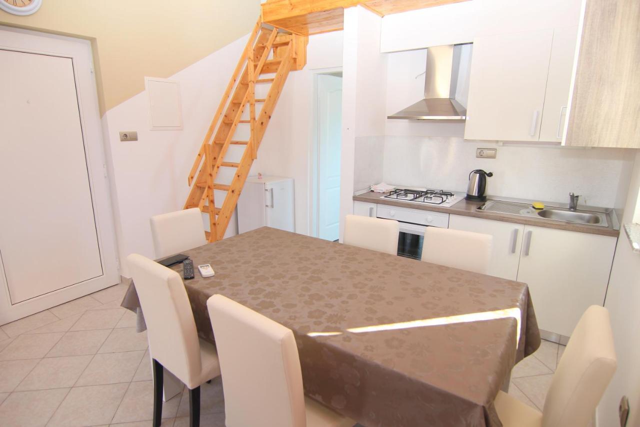 פג Apartments Ljubic מראה חיצוני תמונה