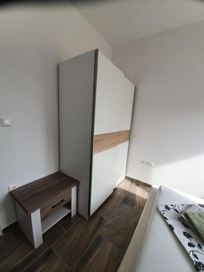 פג Apartments Ljubic מראה חיצוני תמונה