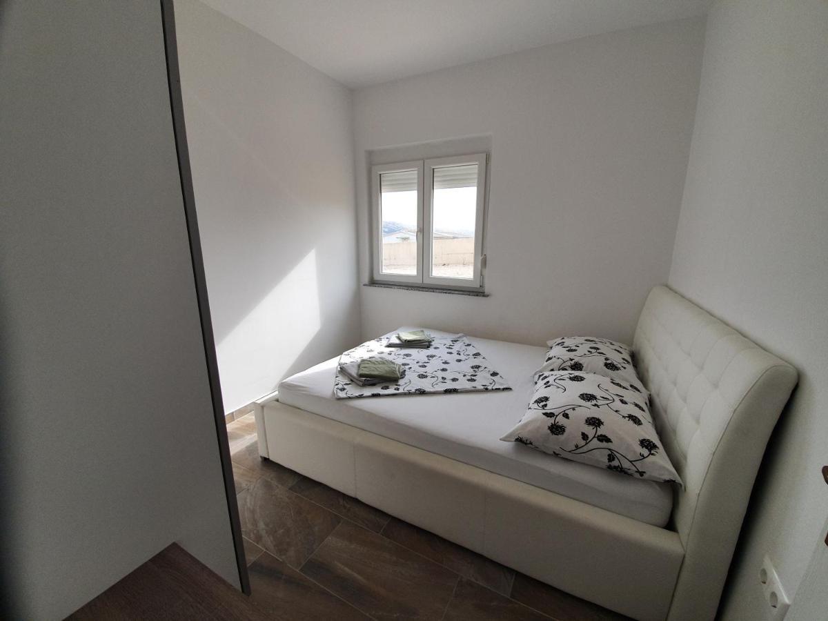 פג Apartments Ljubic מראה חיצוני תמונה